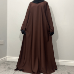 Classic Abaya with Pockets 1