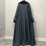 Classic Abaya with Pockets 1