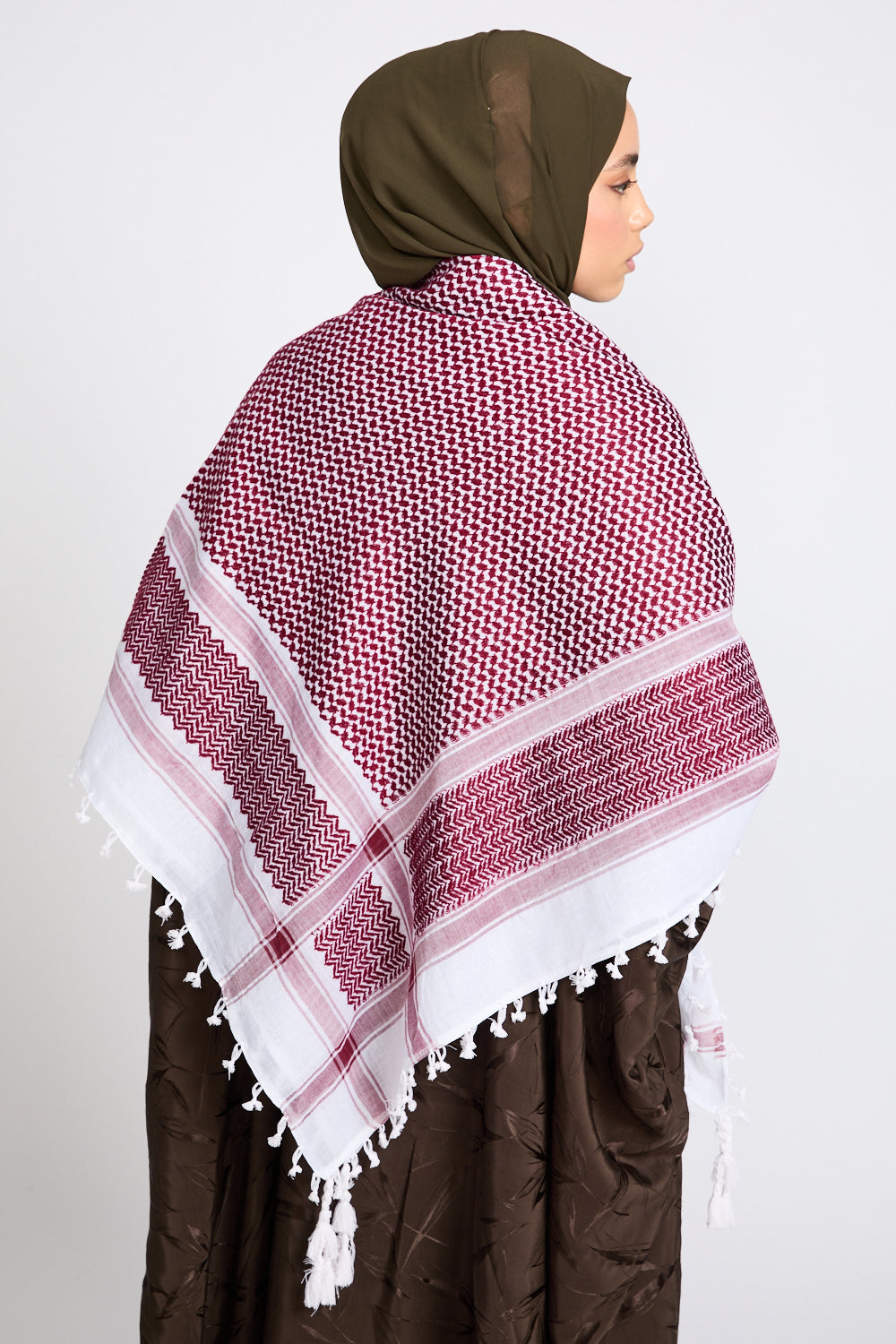 Classic Keffiyeh Scarf – Red & White 2