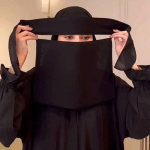 The Short Saudi Niqab 1
