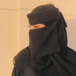 The Short Saudi Niqab 1