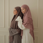 Three-Layer Chiffon Khimar in Berry 4