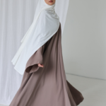 Tulip Abaya – TAUPE