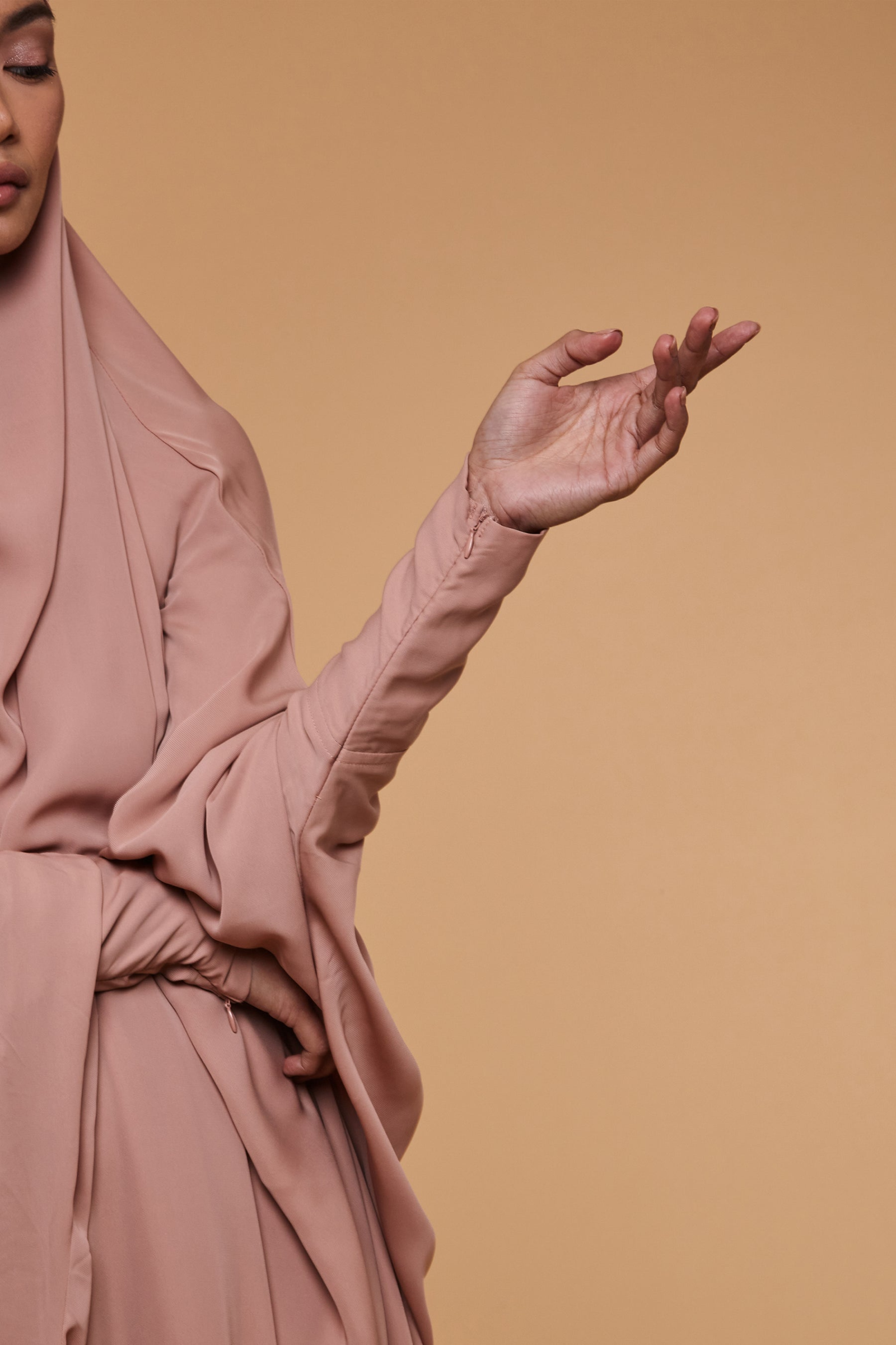 Two-Piece Jilbab in Cafe Au Lait 4