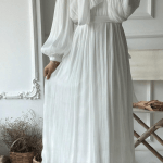 Bow-Detailed-Moon-Abaya