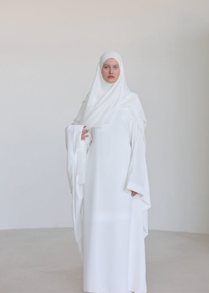 Butterfly Abaya – NOOR