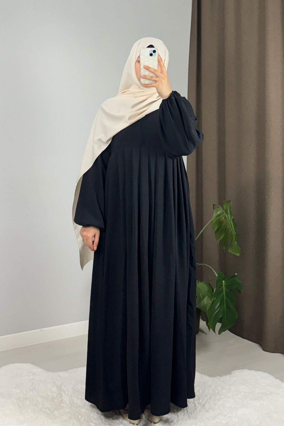 The Airflow Abaya Classic Black 3